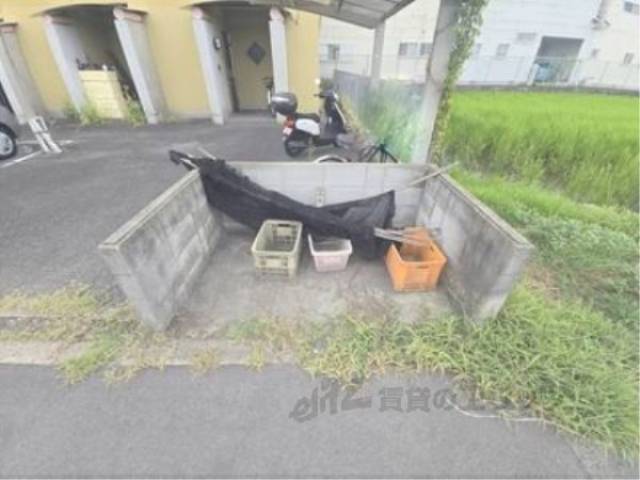 ゴミ置き場