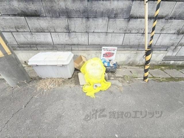 ゴミ置き場