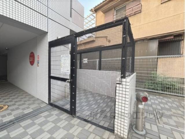 ゴミ置き場