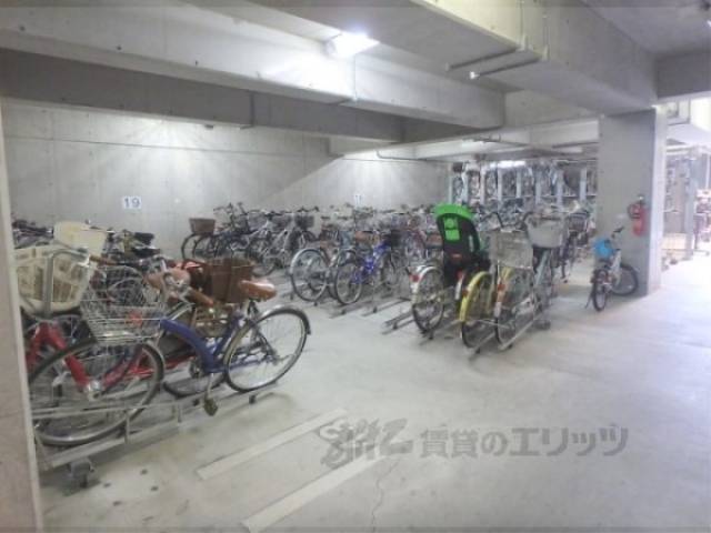 駐輪場