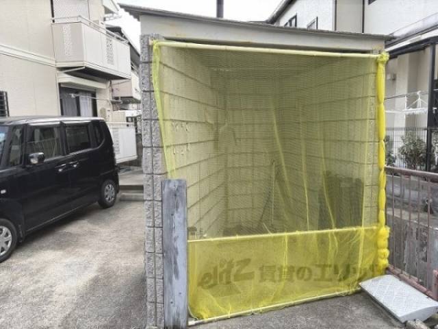 ゴミ置き場