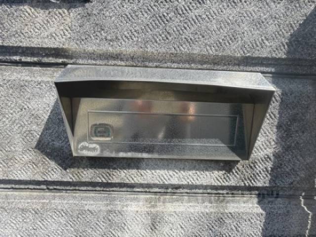 ポスト