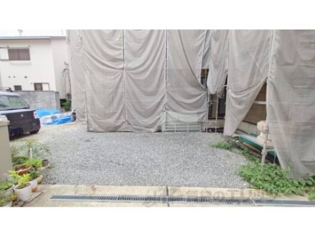 駐車場　西側入口