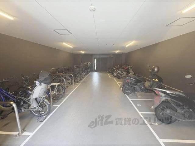 駐輪場