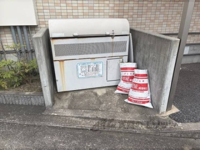 ゴミ置き場