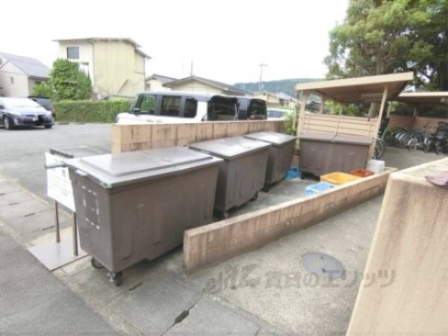 ゴミ置き場