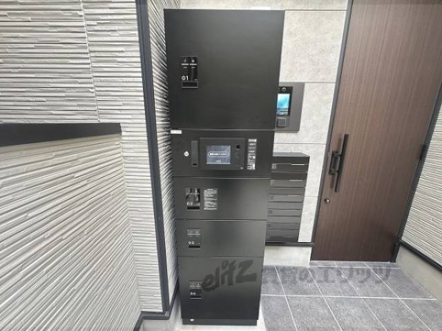 宅配ボックス