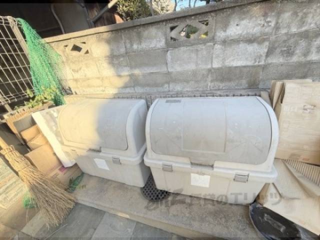 ゴミ置き場