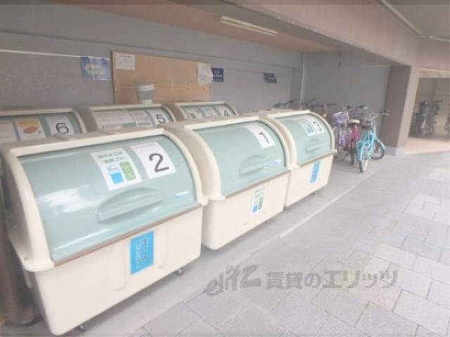 ゴミ置き場