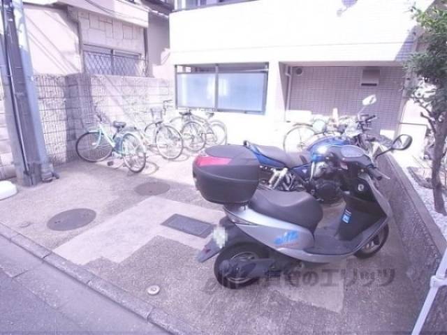 駐輪場