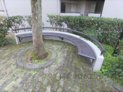 ベンチ