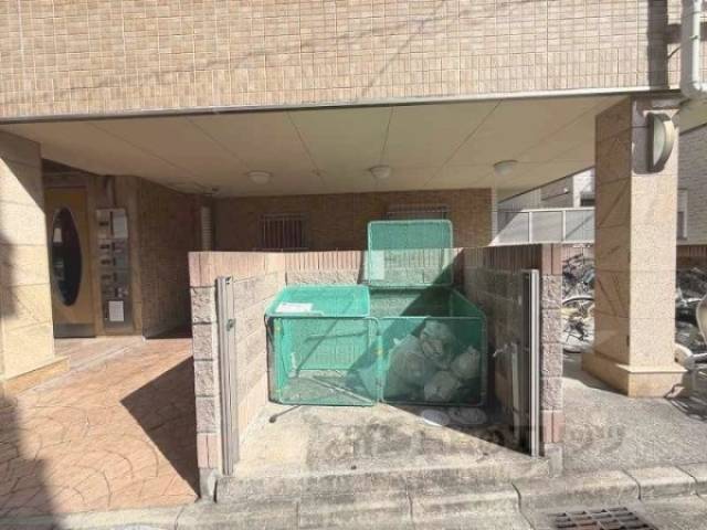 ゴミ置き場