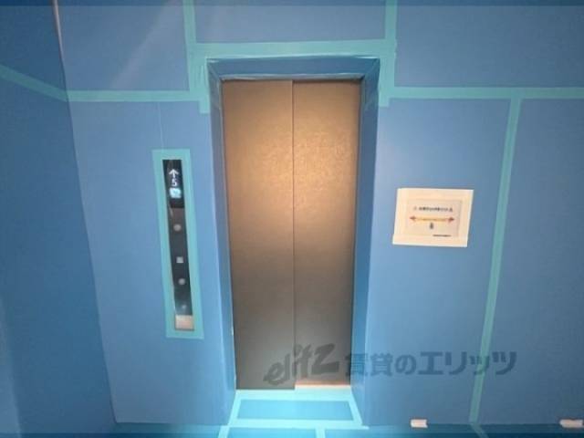エレベーター