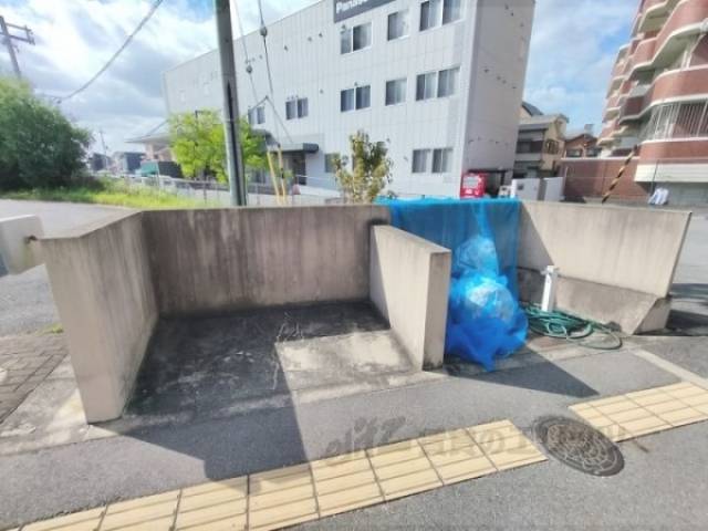 ゴミ置き場