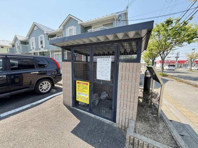 敷地内ゴミ庫