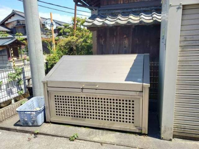 敷地内ゴミ集積庫