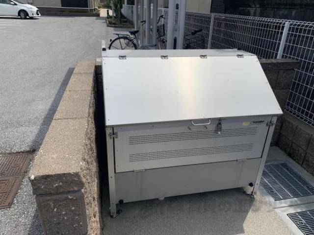 敷地内ゴミ集積所