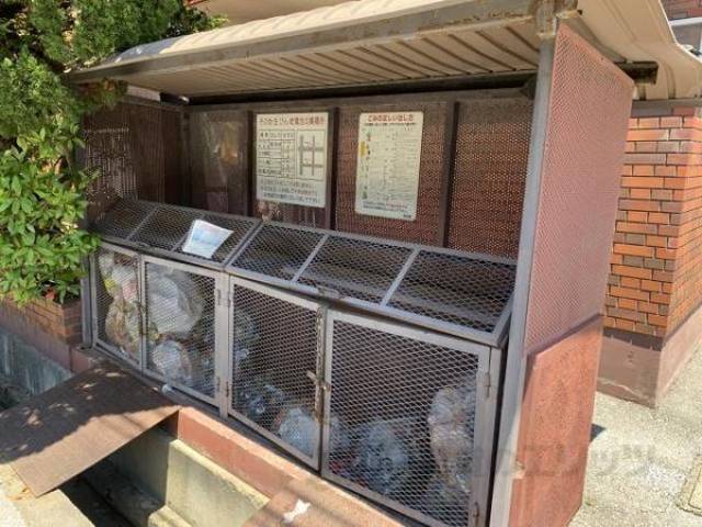 敷地内ゴミ集積所