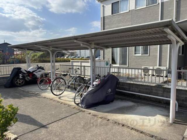 駐輪場