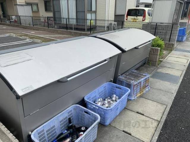 敷地内ゴミ集積所