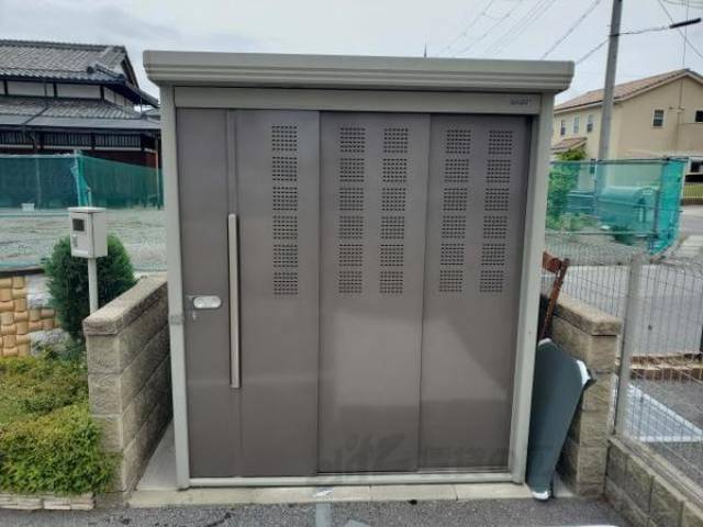 敷地内ゴミ集積庫