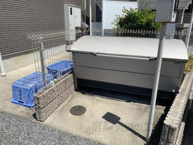 敷地内ゴミ集積所