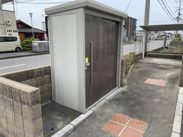 敷地内ゴミ集積所