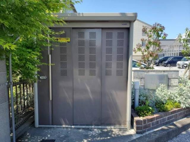 敷地内ゴミ集積庫