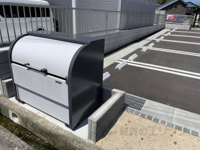 敷地内ごみ集積所
