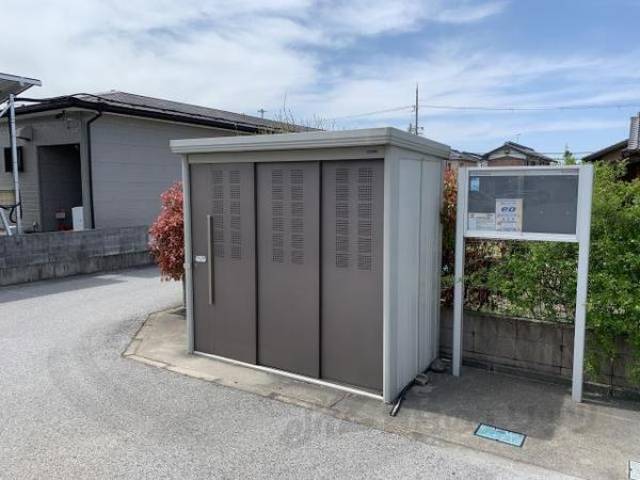 敷地内ゴミ集積所