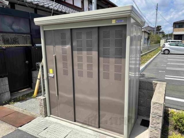 敷地内ゴミ庫