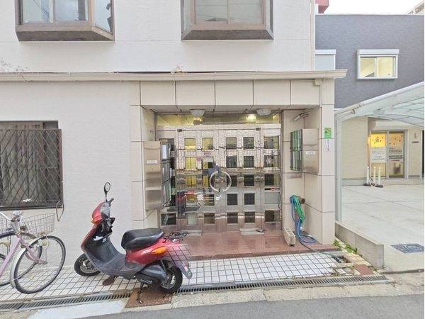 エントランス