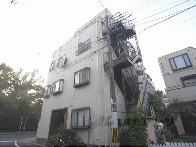 ドールハウス外観写真2