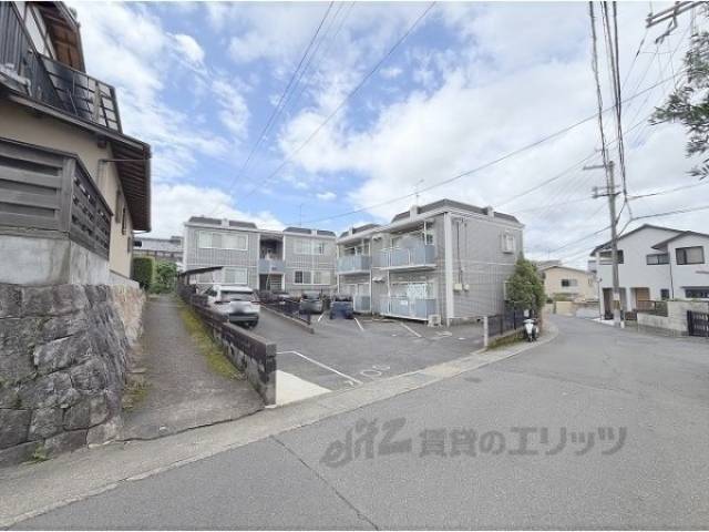 メゾンドヤーブＢ棟外観写真2