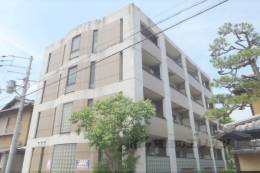 グランレブリー桂有栖川２外観写真