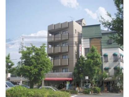 シャトー紫明外観写真1