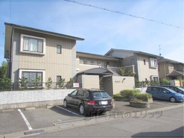 レフィナード藤外観写真2