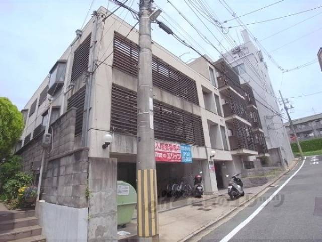 ヴィラ羽柴外観写真1