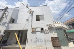 渡部マンション外観写真