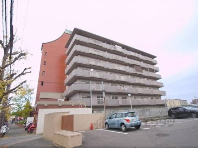 シャトー西京極外観写真1