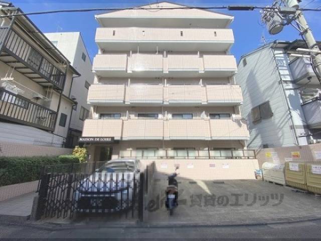 メゾン・ド・ロワール外観写真1