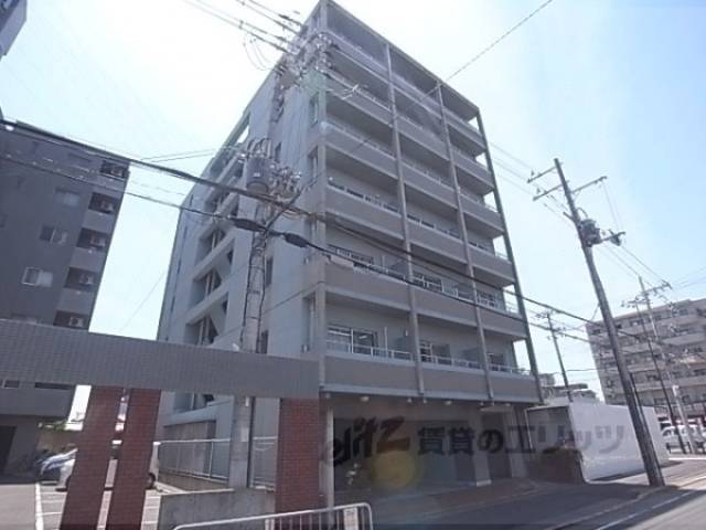 高辻ロイヤルフラッツ外観写真1