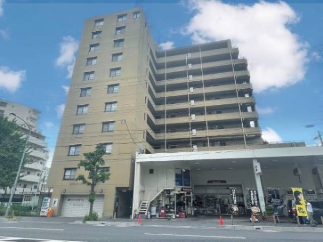 ライラックス外観写真1