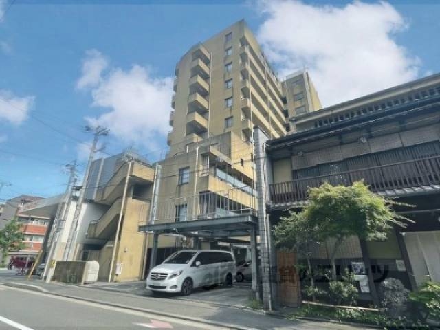 ライラックス外観写真3