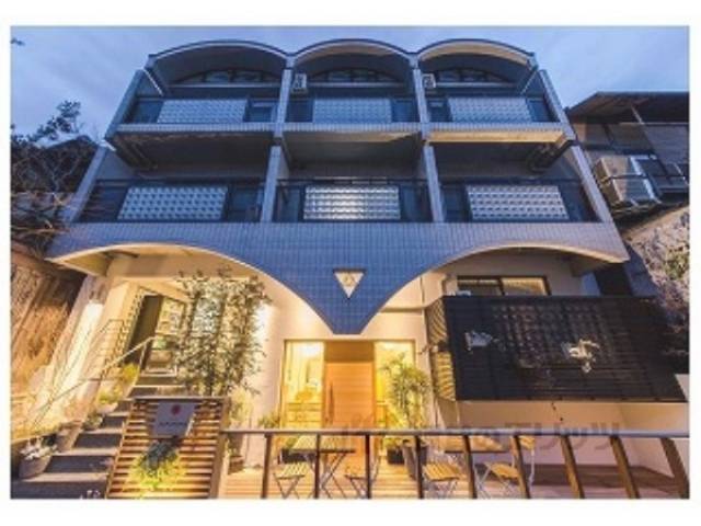 フラワー　レジデンス　ＨＡＲＥ祇園外観写真1