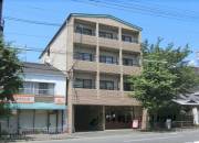 シャルマン岡崎