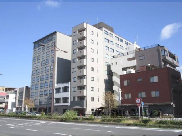 ヴィルヌーブ堀川七条外観写真1