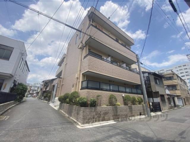 フォレスト西院外観写真1