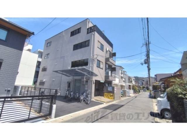 ルシエール四ノ宮外観写真3