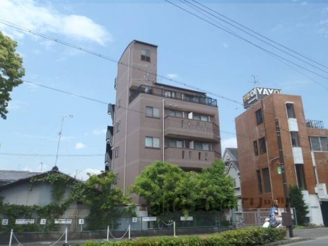 カーサ桂外観写真1